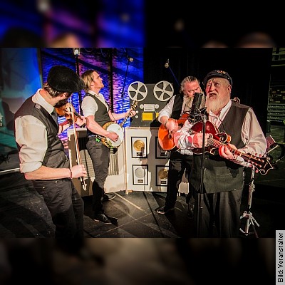 SEVEN DRUNKEN NIGHTS – The Story Of The Dubliners in Bad Oeynhausen am 11.11.2023 – 19:30 Uhr