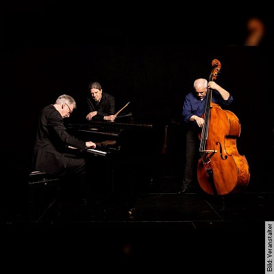 Helmut Lörscher Trio - Live 2023